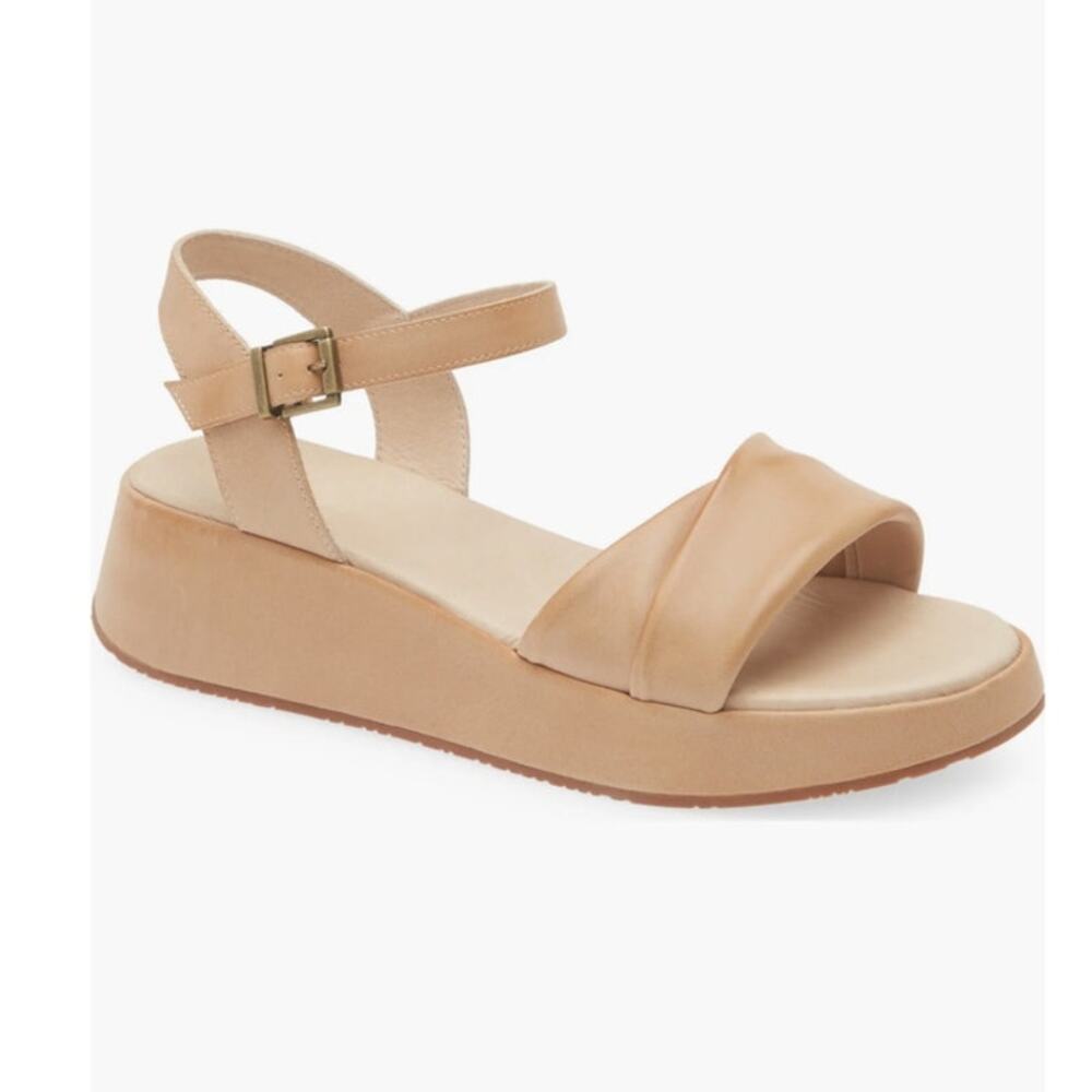 Chocolate Blu Elly Leather Wedge Sandals Sand Size 8.5 Minimalist Comfort